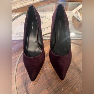 Lands' End Velvet Burgundy / Wine Heels. NWOT